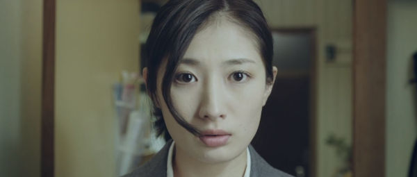 U-NEXT(ユーネク)の猿轡DIDドラマ映画『三十路女はロマンチックな夢を見るか？』(武田梨奈)その1